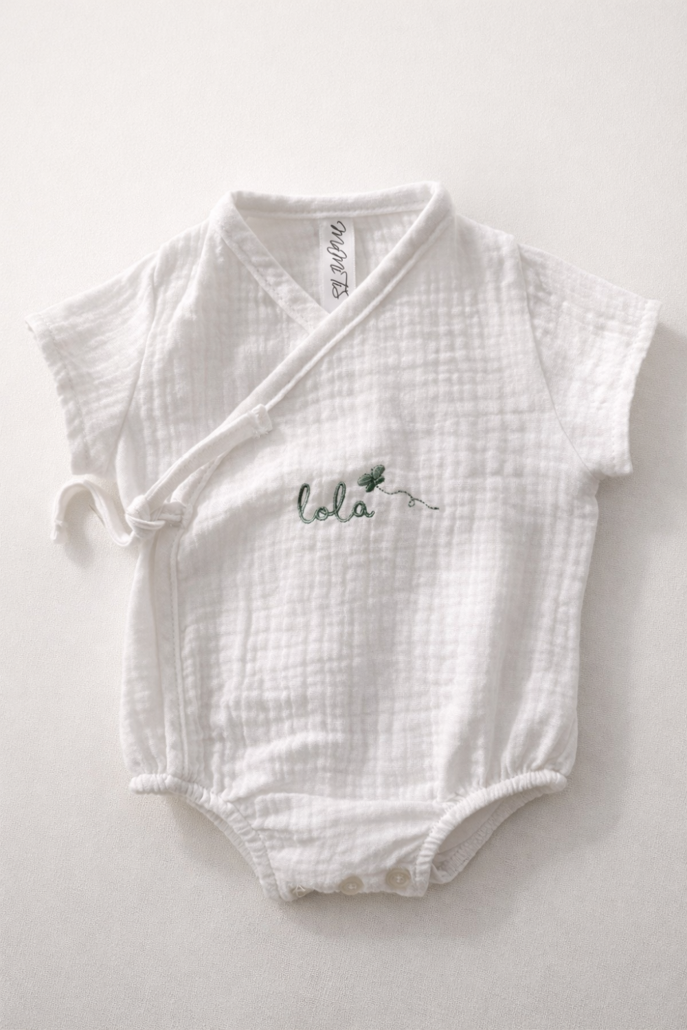 PELELE CRUZADO MARIPOSA PERSONALIZADO